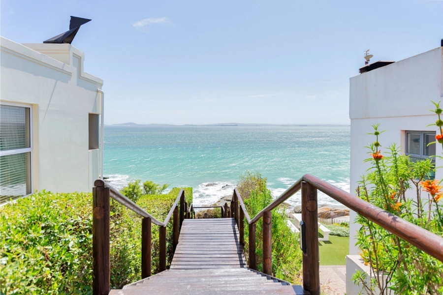 5 Bedroom Property for Sale in Waterfront Western Cape